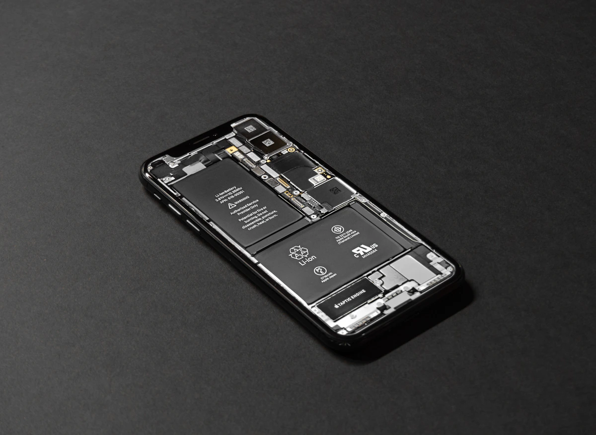 Foldable iPhone Ultra Liquid Metal Hinge Worth Waiting For